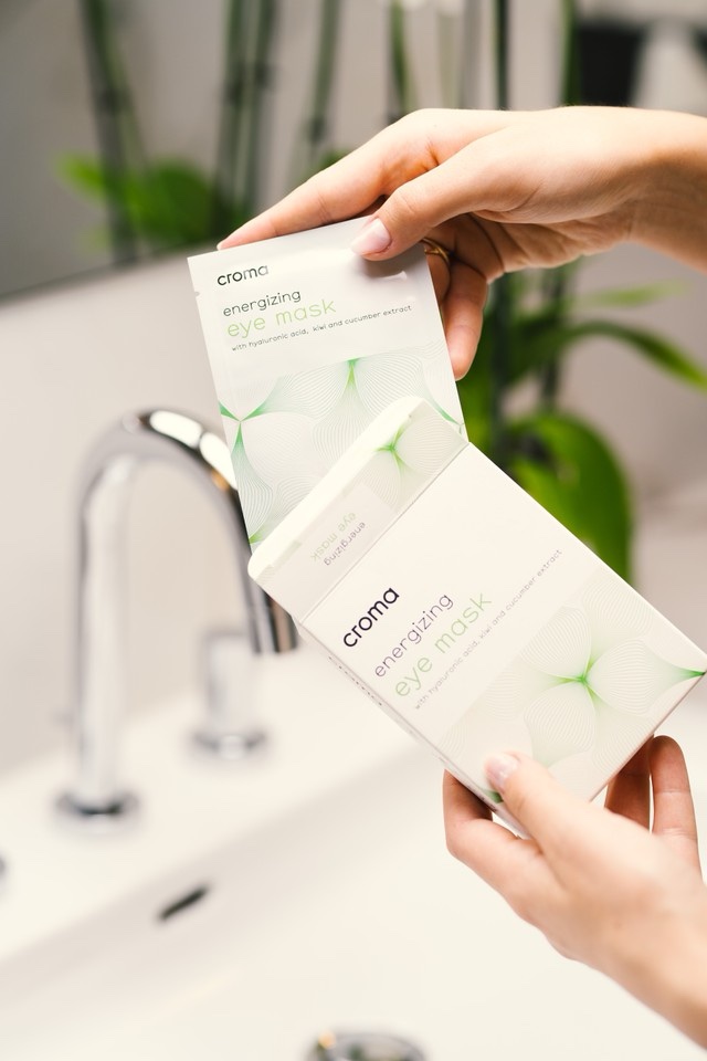 CROMA Energising Eye Masks (8 Pack) - Image 3